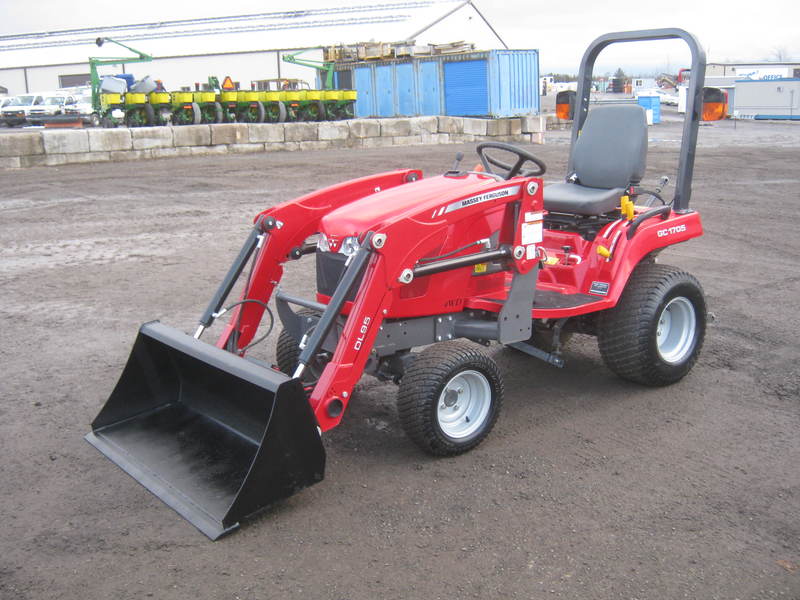 Tractors - Compact  Massey Ferguson GC1705 Tractor  Photo